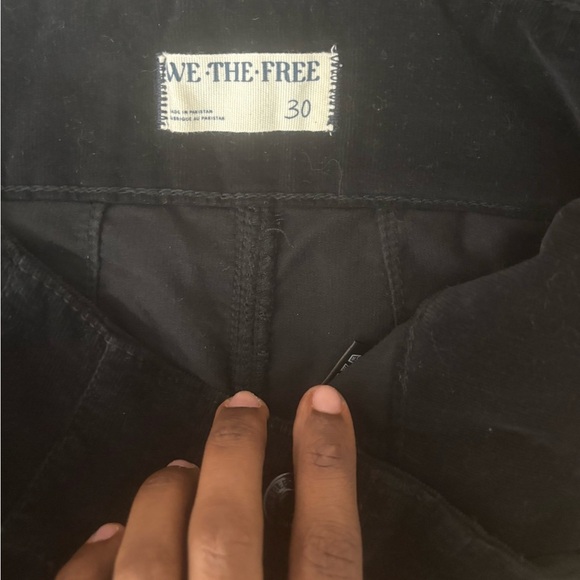 We The FREE PEOPLE Pants Jayde Cord Black Sz 30 High Rise Flare Corduroy Retro - Picture 7 of 7
